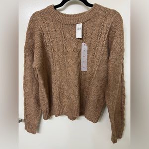 Old Navy Cable Knit Crew Neck Sweater